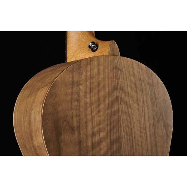 Sheeran by Lowden W04