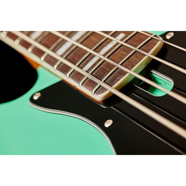 Marcus Miller V5R Alder-4 MLG