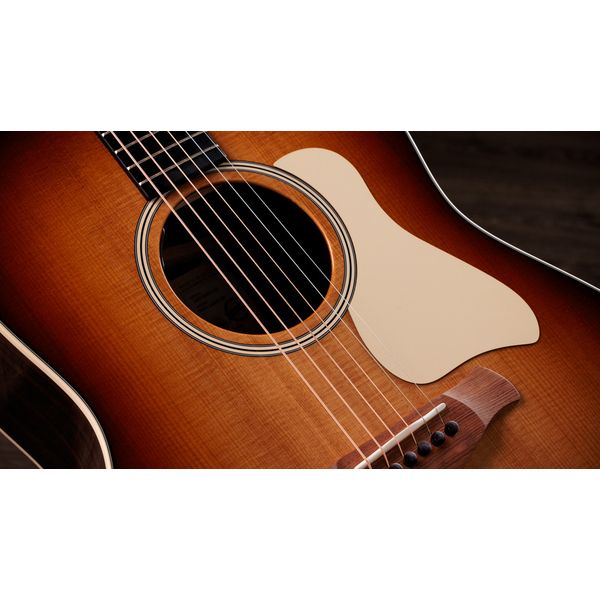 Taylor Gold Label 717e SB Cream