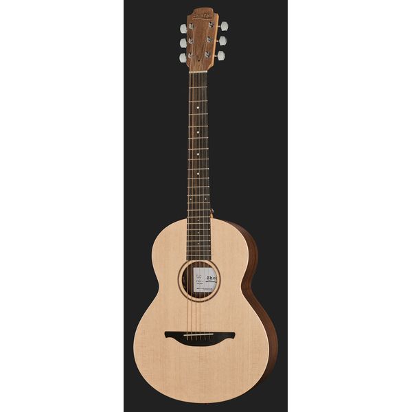 Sheeran by Lowden W02