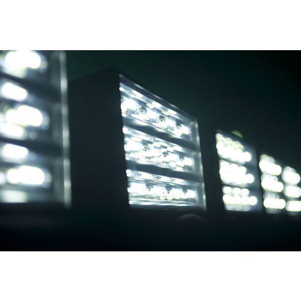 Stairville LF-12 LED Flash 12 COB Strobe