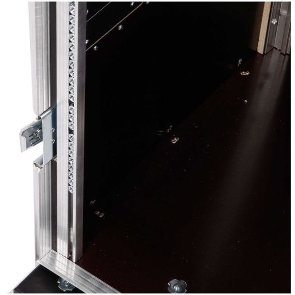 Thon Triple Door Live 12U 45 Wheels