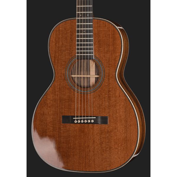 Martin Guitar 00 Custom Edition 2025 NAMM