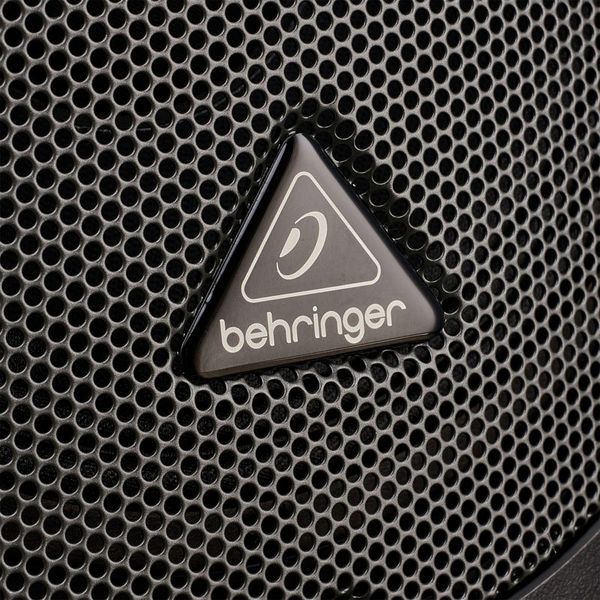 Behringer B110D