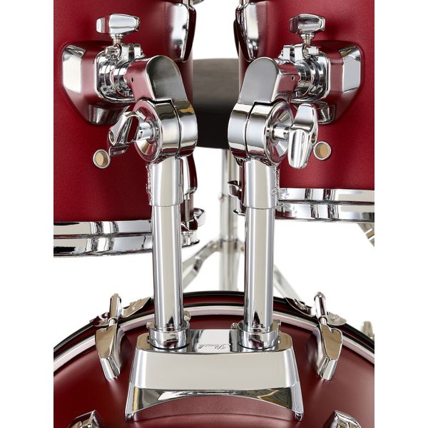 Pearl Roadshow 18" Matte Red