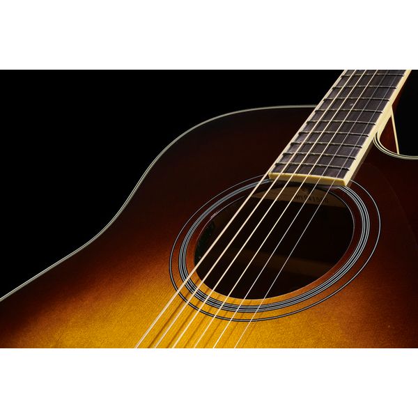 Yamaha FGC-TA Brown Sunburst
