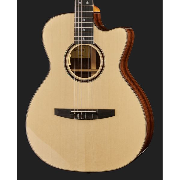 Lakewood M-32 CP Crossover 2024