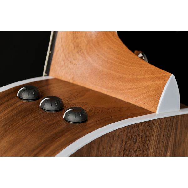 Taylor 214ce-N LH Spruce/Walnut