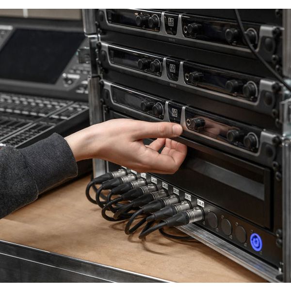 Adam Hall 874 E 02 A Rack Drawer ERGO