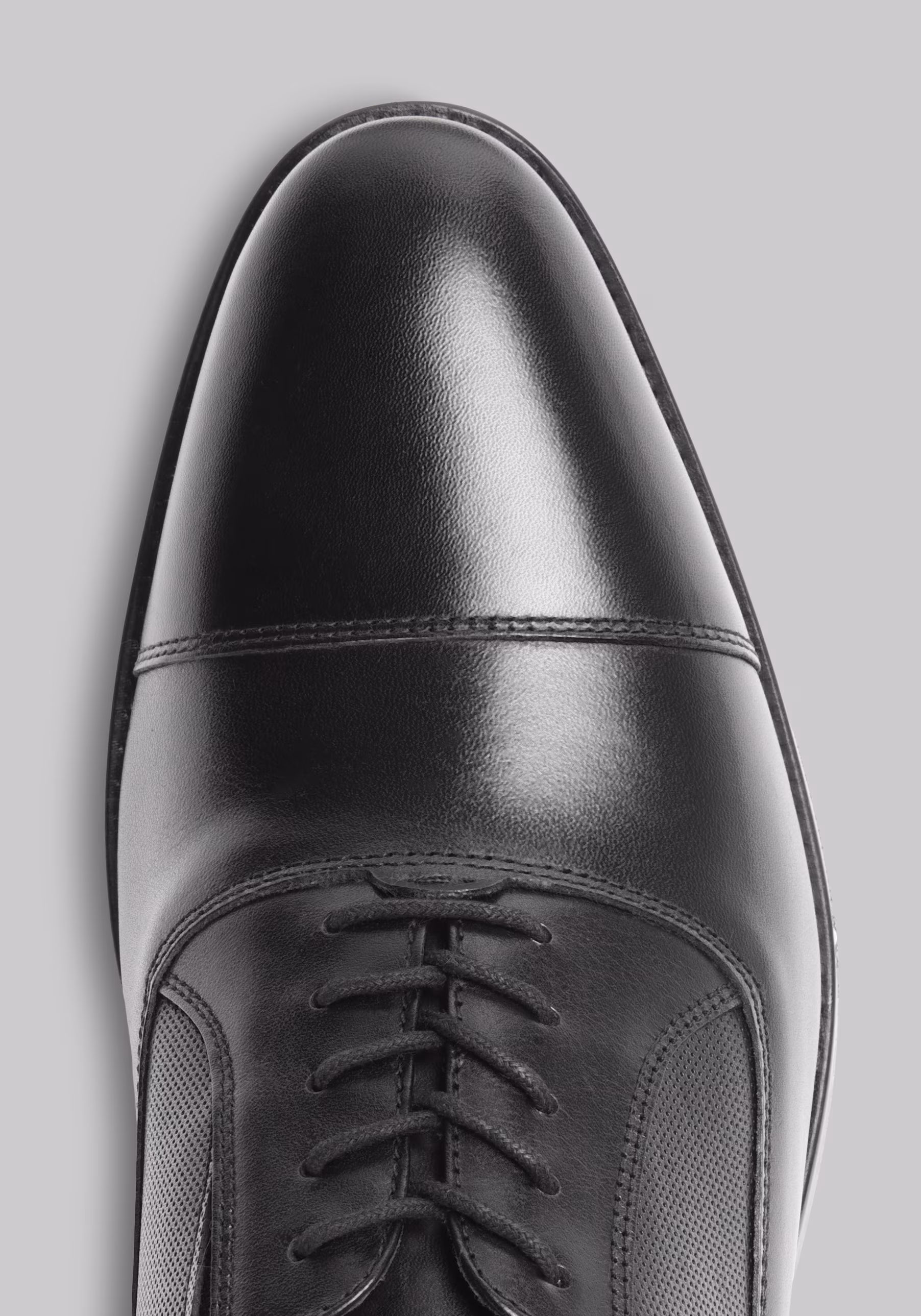 Johnston & Murphy XC Flex Landry Embossed Cap Toe Shoes