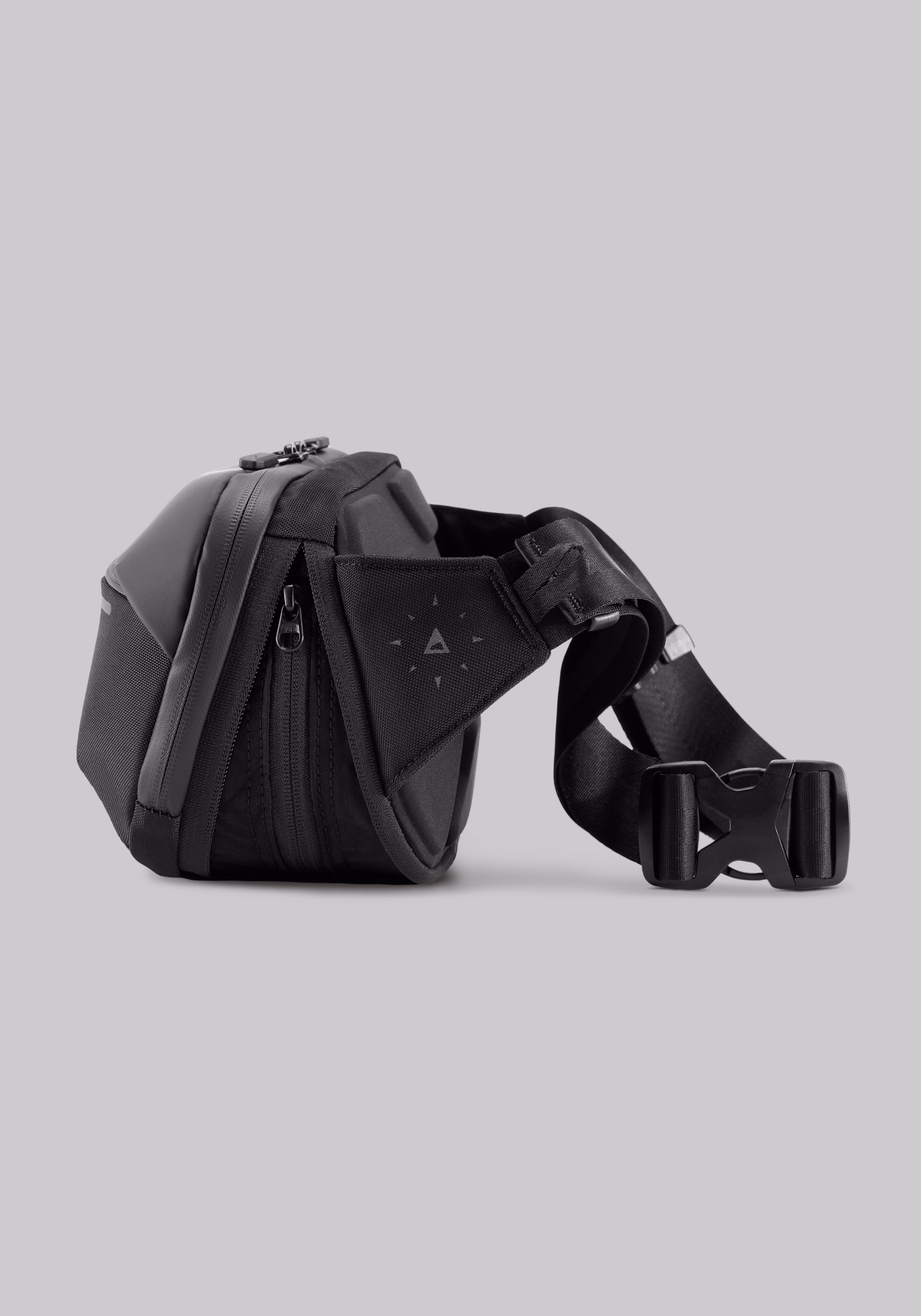 Nomatic Navigator Sling 1L Fanny Pack