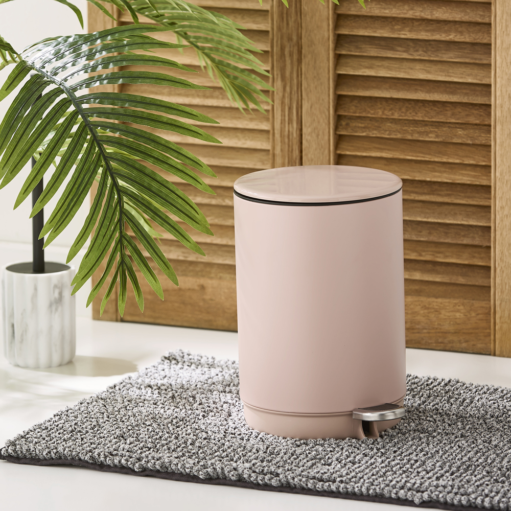 Round Blush Metal Dust Bin