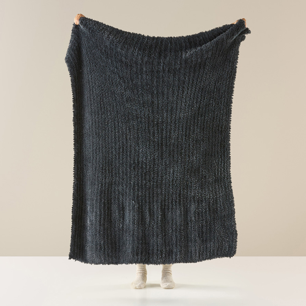 Munich Blue Stone Feather Yarn Throw