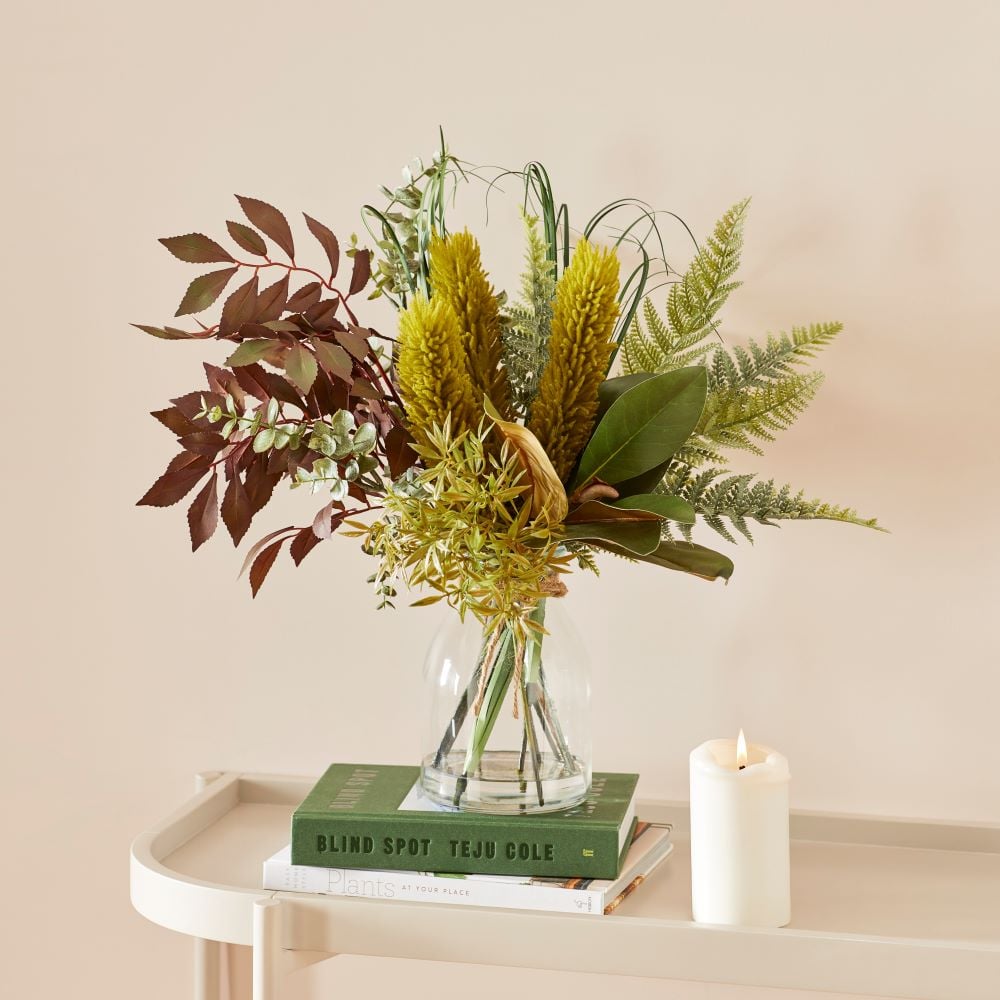 Fleur dans l'eau Pampas and Magnolia