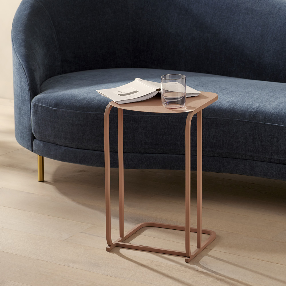 Ripley Rosa C Table