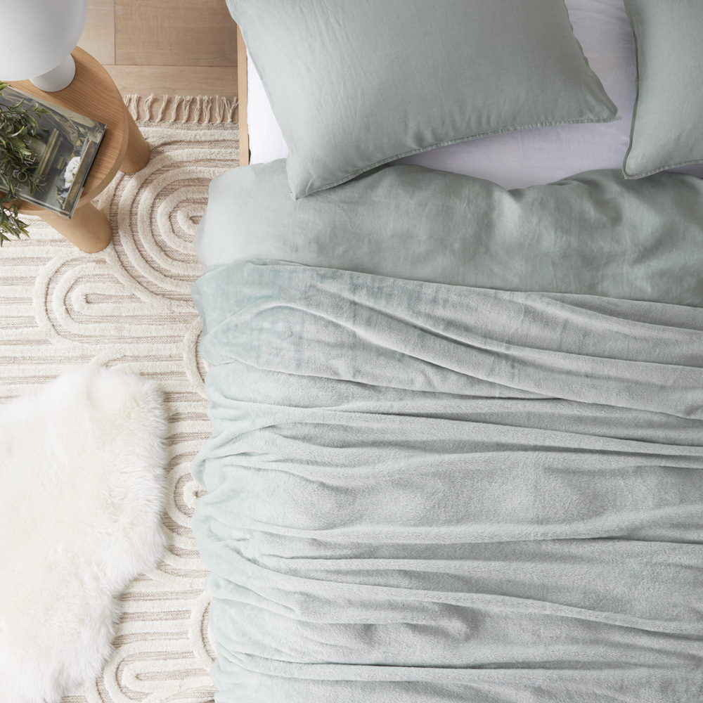 Aspen Sea Spray Fleece Blanket