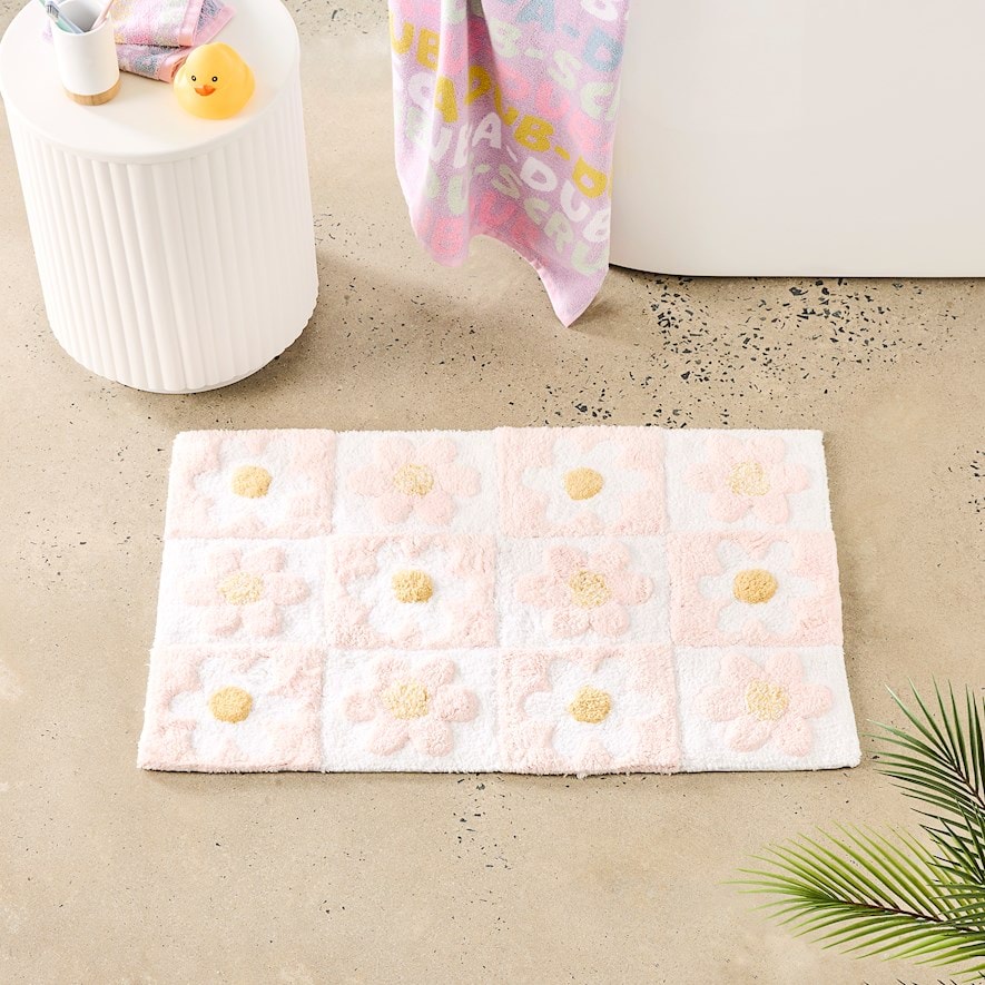 Daisy Pink Bath Mat