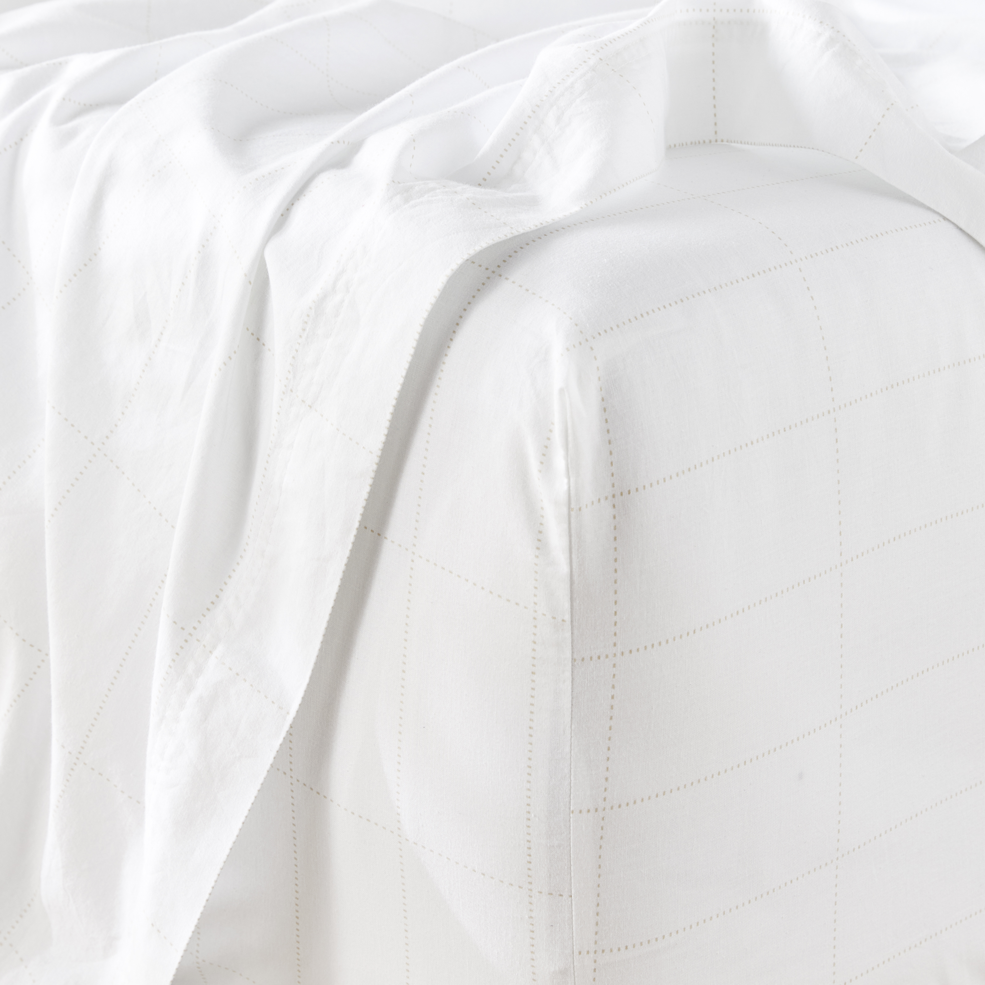 Stonewashed Cotton Sand Sketched Brick Sheet Separates