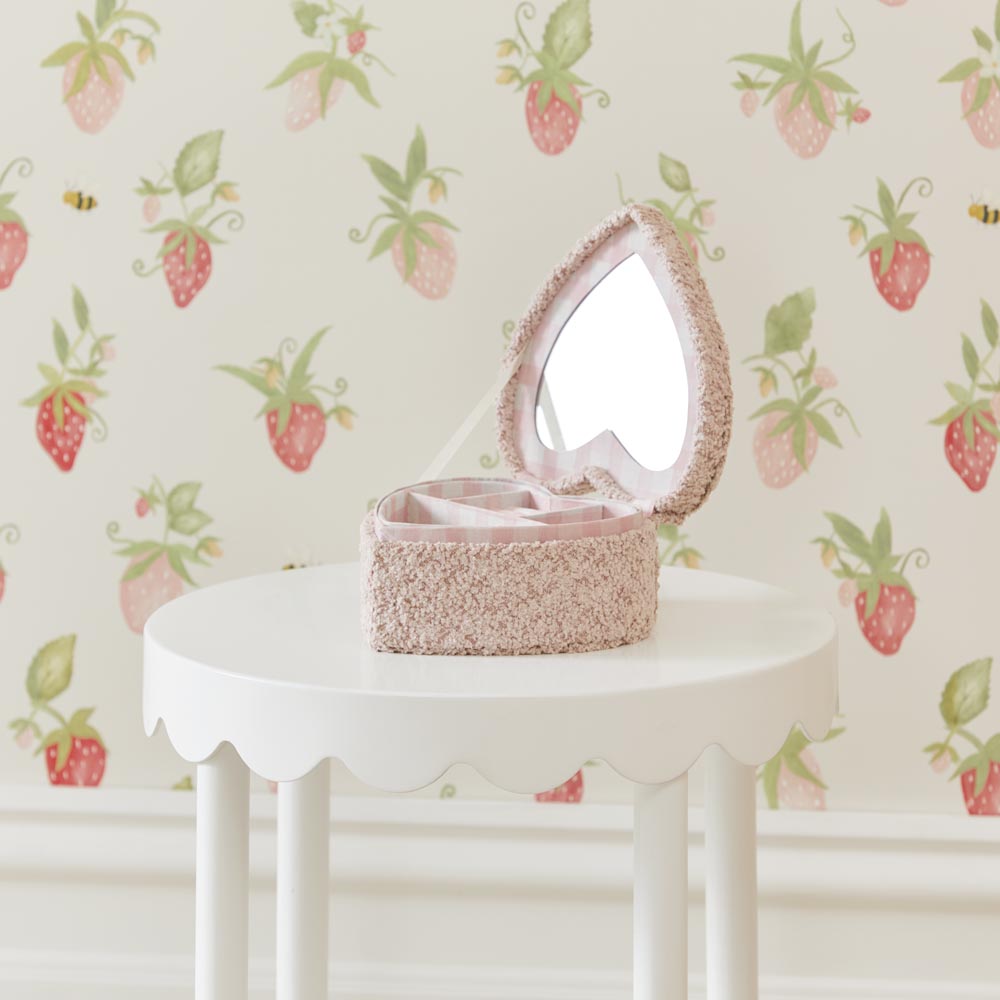 Decorative Heart Shape Pink Boucle Jewellery Box