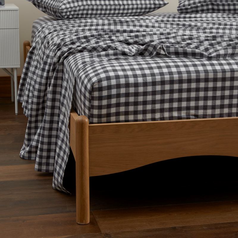 Yarn Dyed Coal Gingham Sheet Set