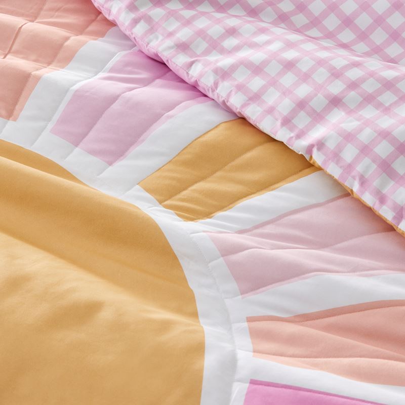 Sunrise Heavenly Pink Quilted Quilt Cover Set