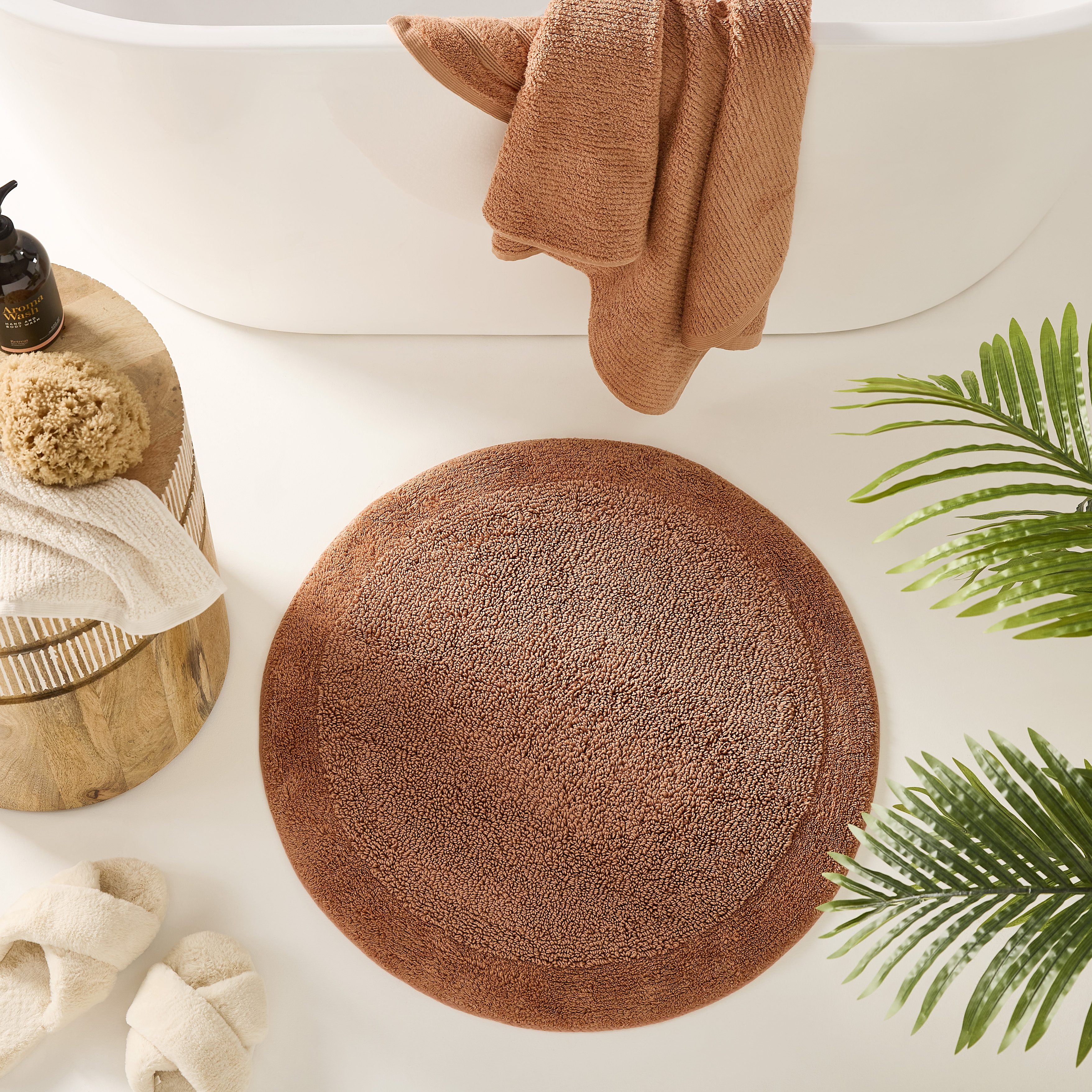 Nicola Earth Combed Cotton Circle Bath Mat