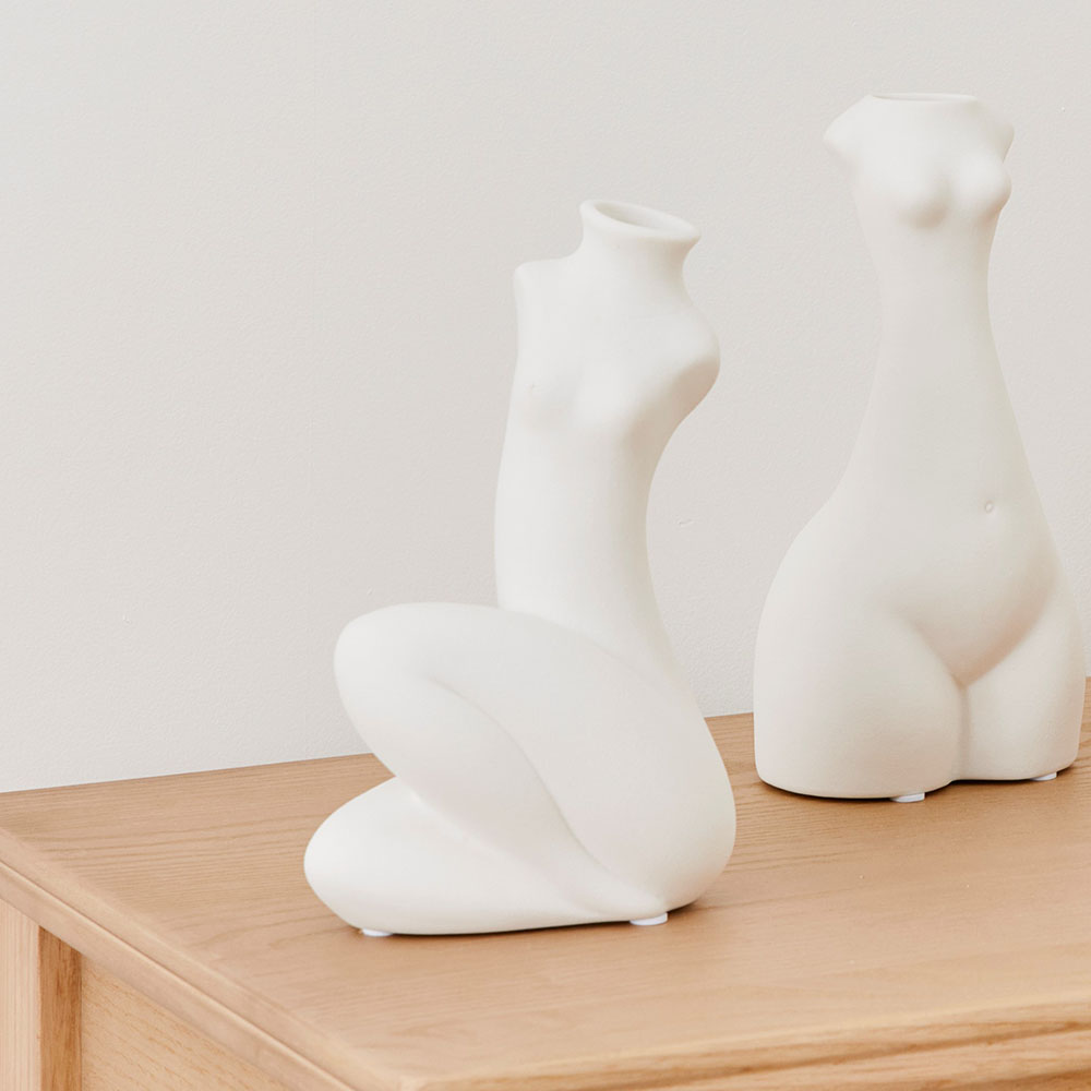 Sitting Body Vase White