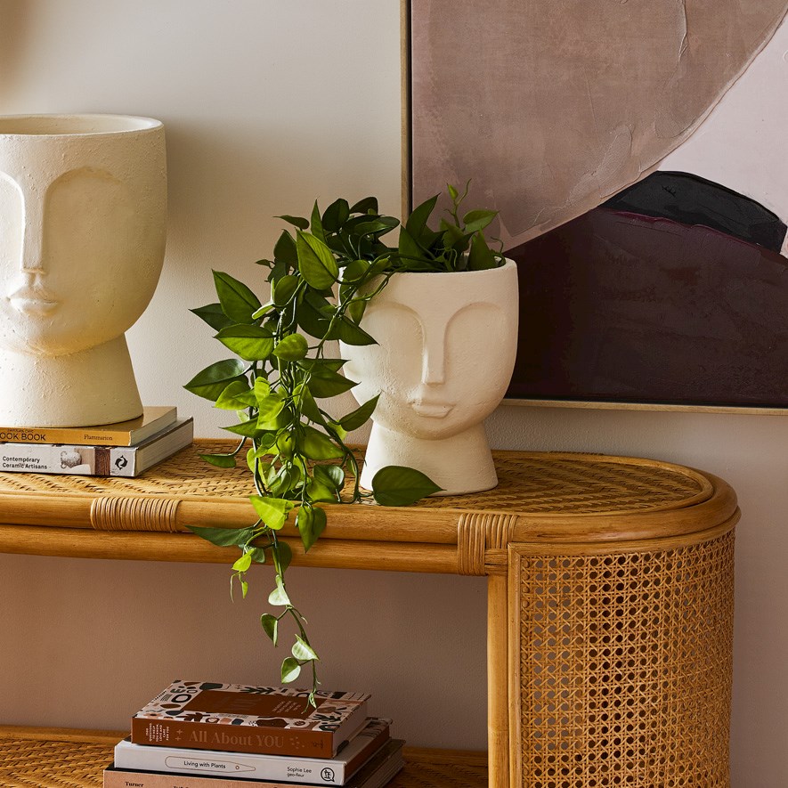 Athena Small White Face Pot