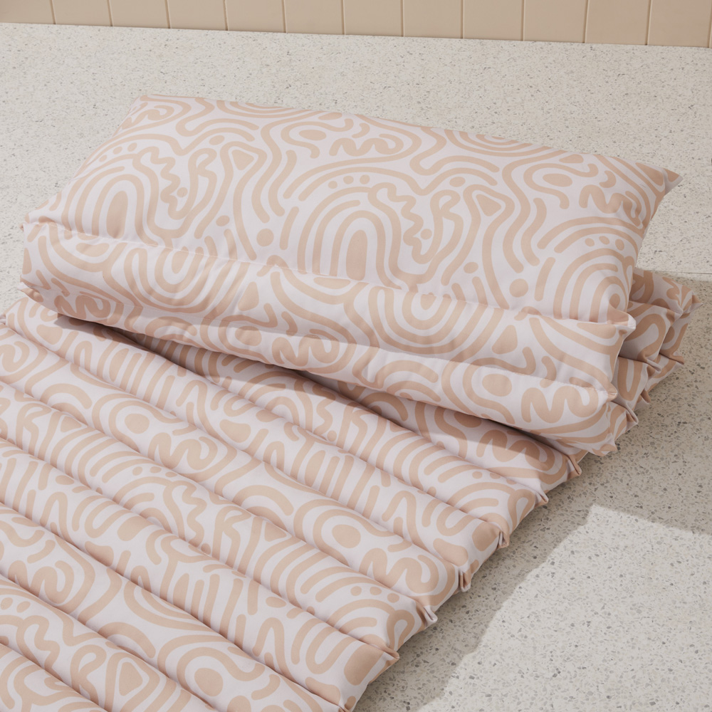 Outdoor Samoa Padded Beach Lounger