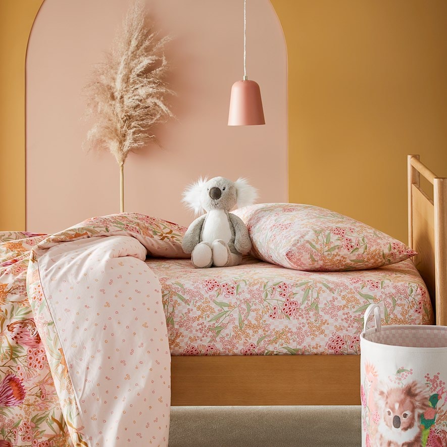 Pretty Flora Pink Fitted Sheet Set