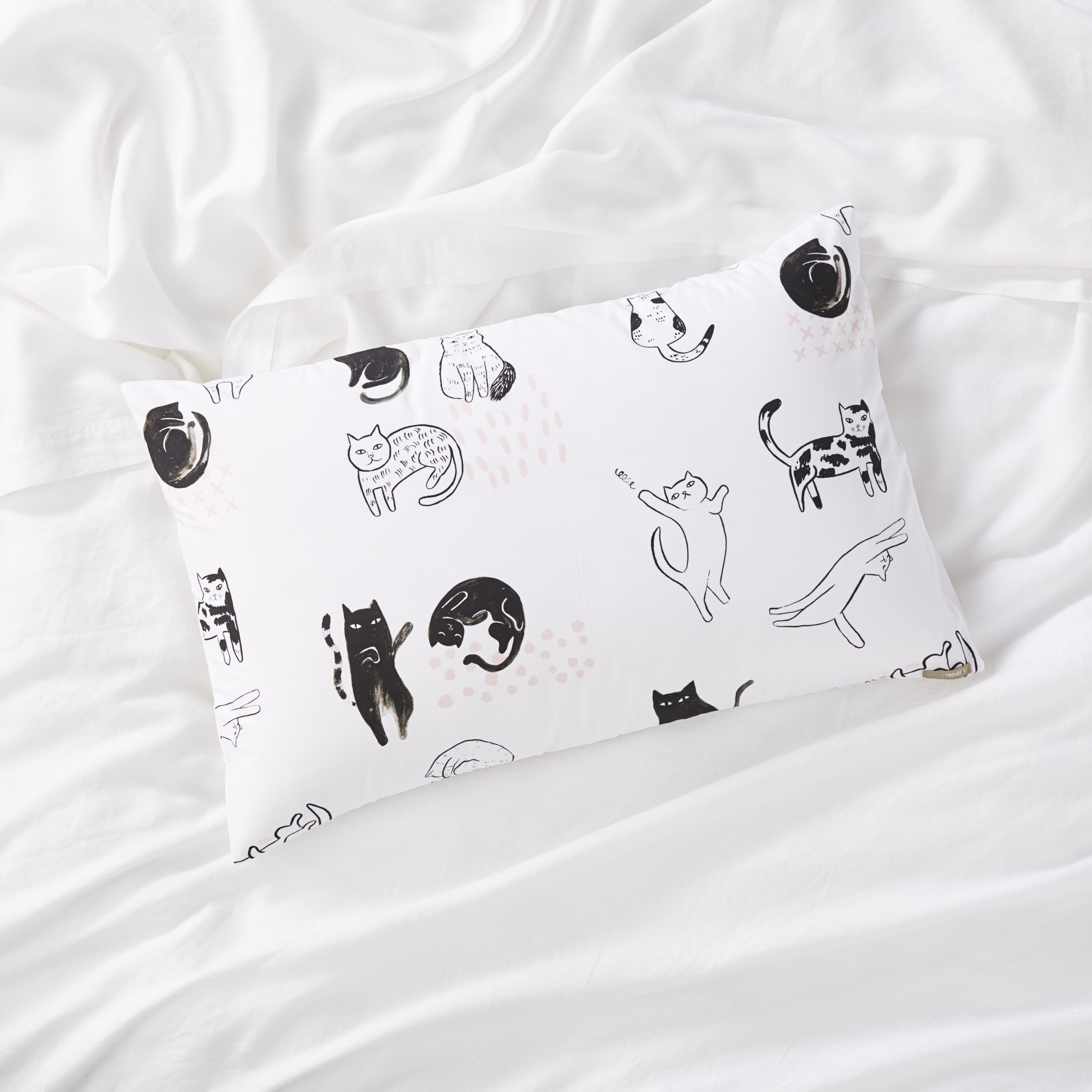 Ziggy Text Pillowcase