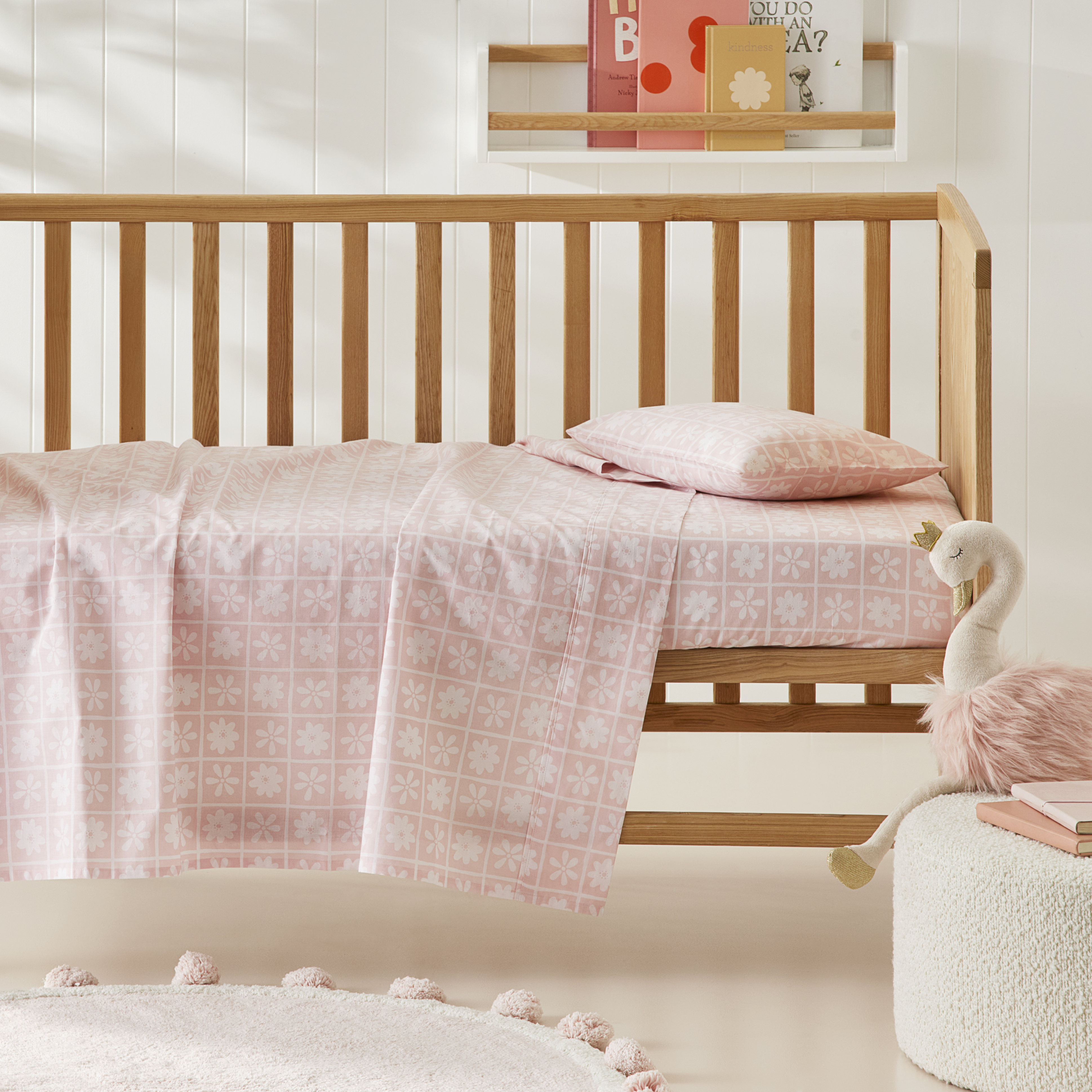 Daisy Grid Blush Cot Sheet Set