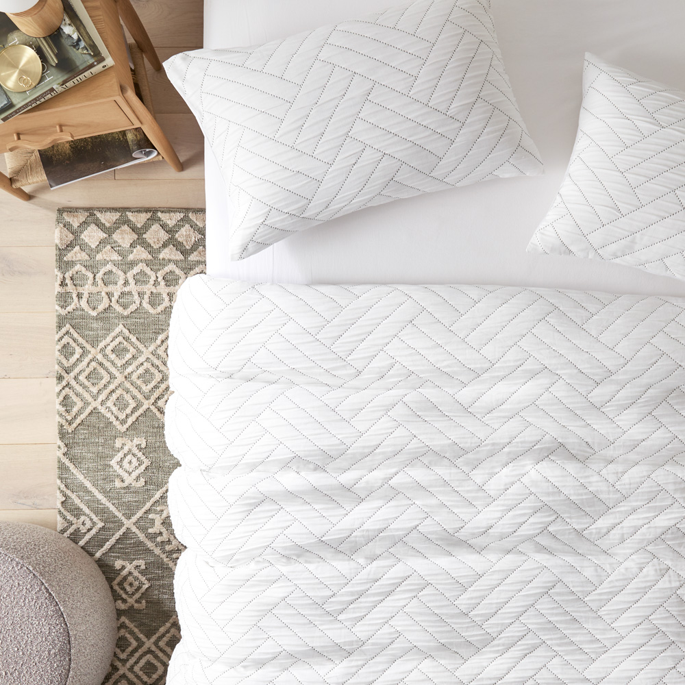 Rex White Jacquard Quilt Cover Set