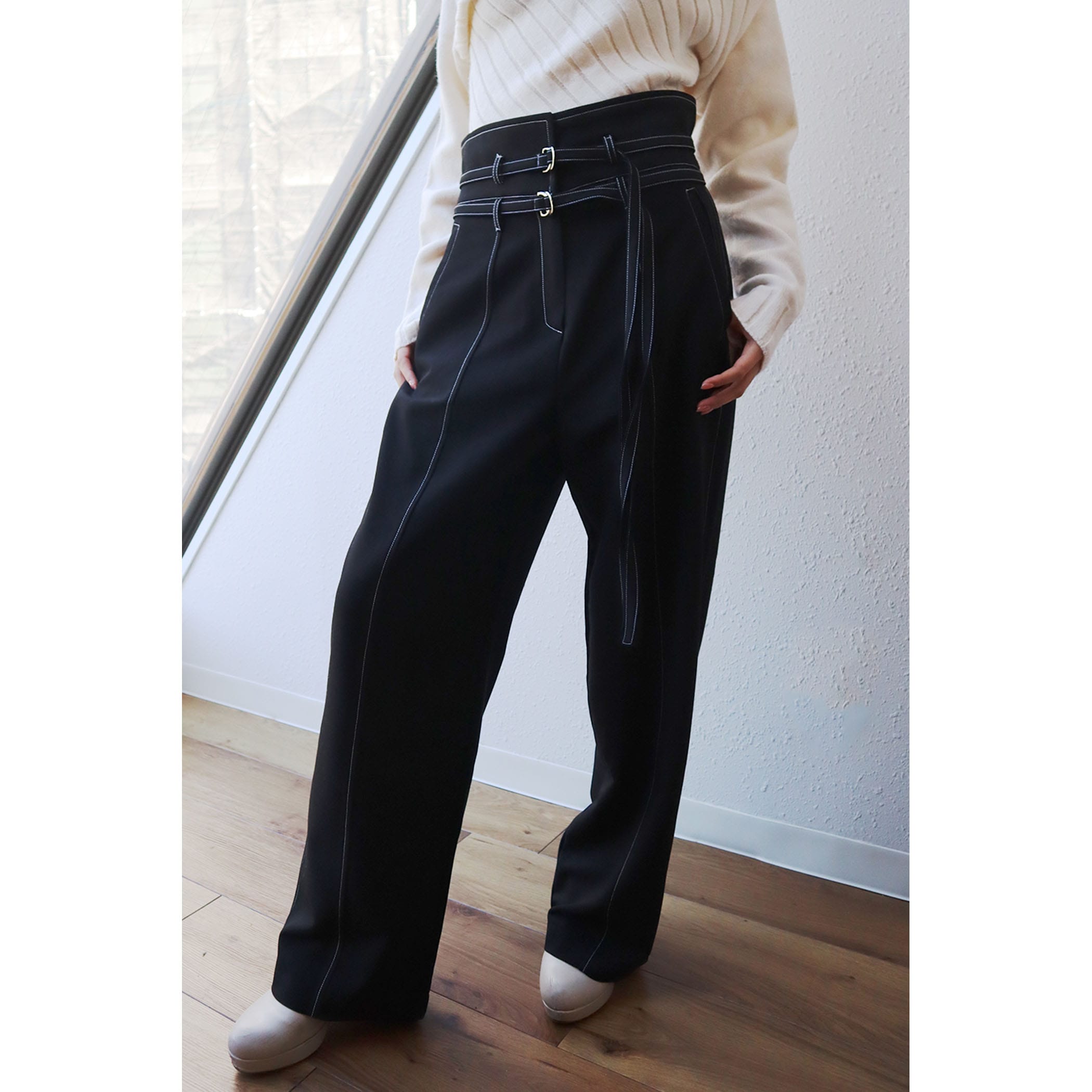 ダブルベルトステッチワイドパンツ