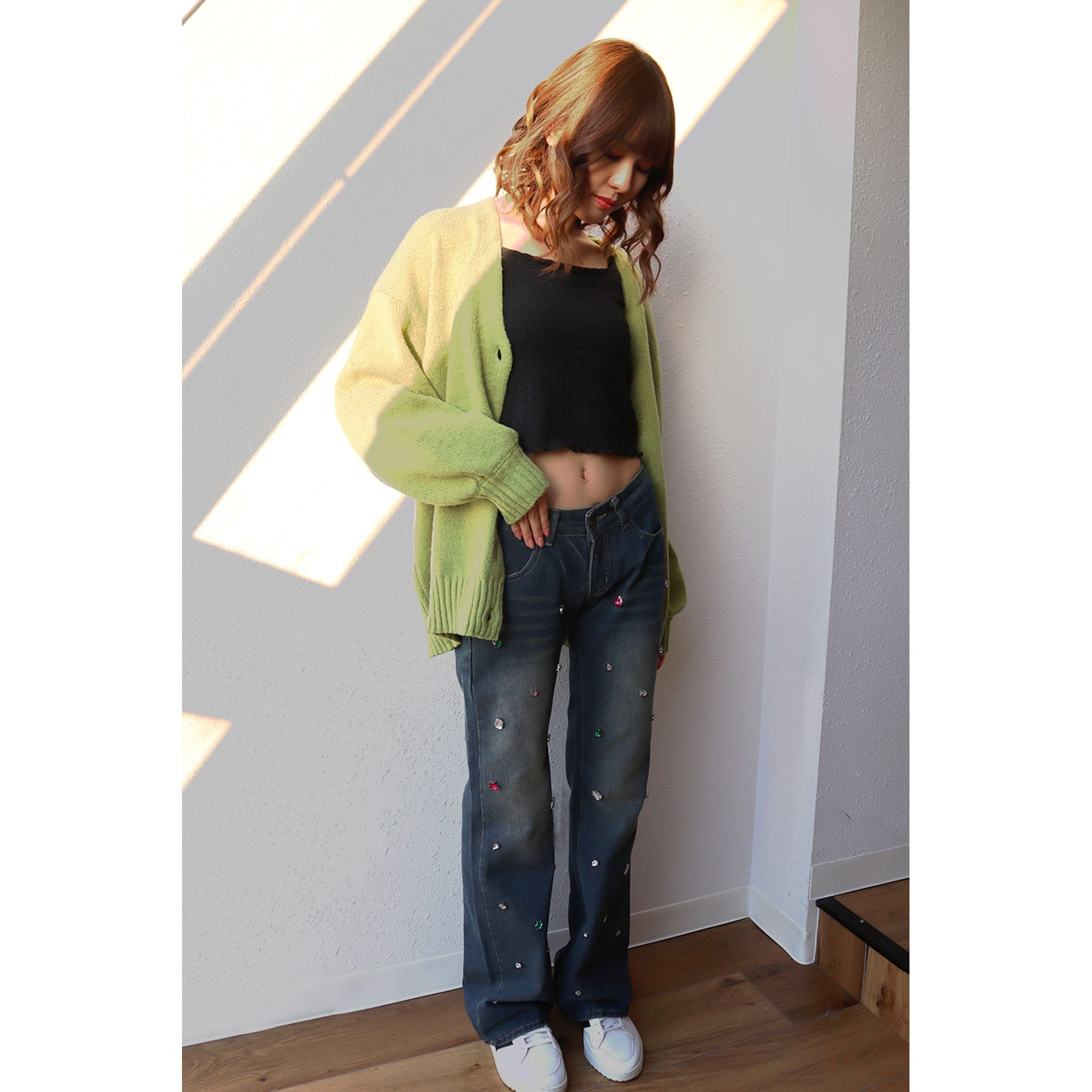 ビジュー付きデニムパンツ