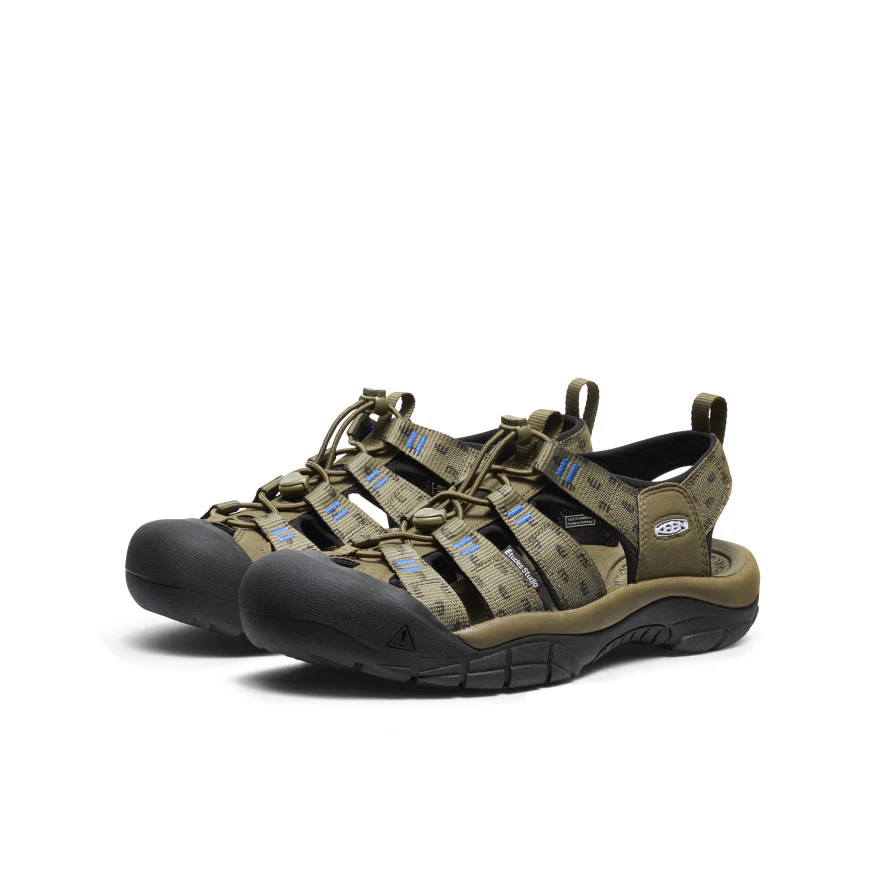 メンズ ニューポート レトロ サンダル KEEN × Études Studio | Etudes Olive