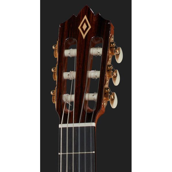 Amalio Burguet Vanessa Cedar