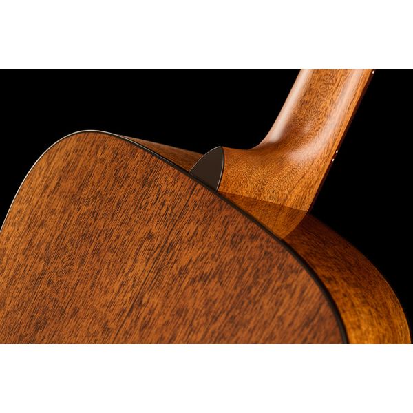 Martin Guitar Custom D-18