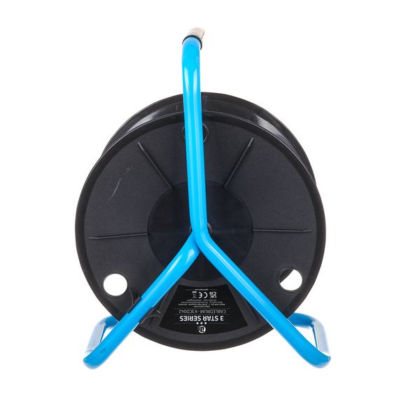 Adam Hall 3 STAR CD 042