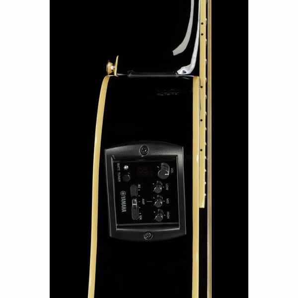 Yamaha APX 600 Black