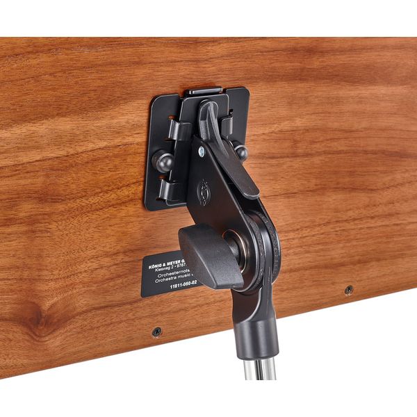 K&M 118/1 Orchestra Walnut