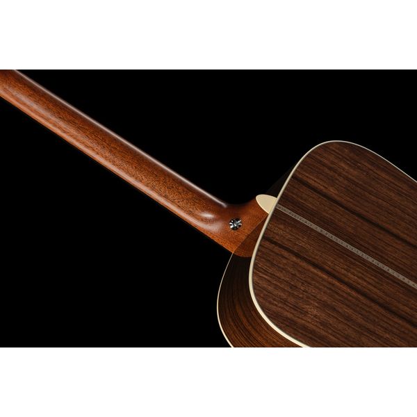 Martin Guitar HD28E LRB