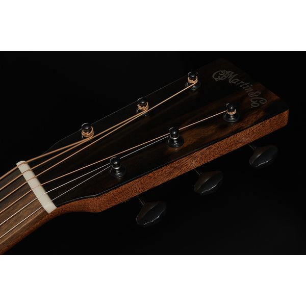 Martin Guitar SC-10E