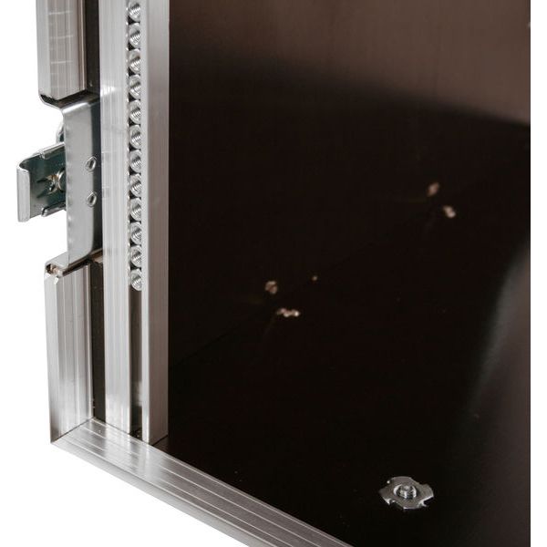 Thon Rack 15U Live 45 Wheels