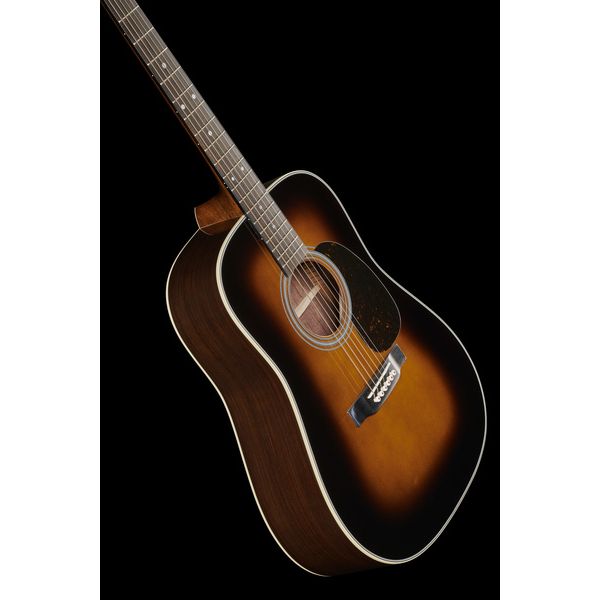 Martin Guitar D-28 Sunburst