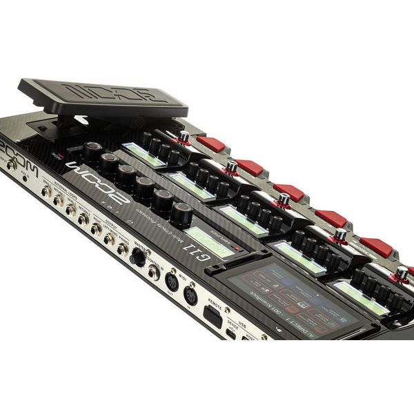 Zoom G 11 Guitar Multi Effect