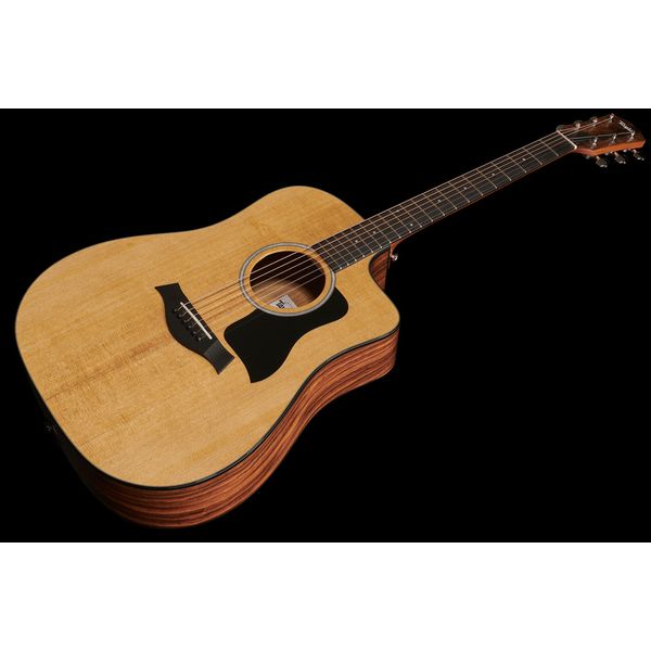 Taylor 210ce Plus