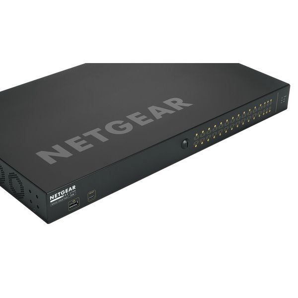 Netgear AV M4250 26-Port PoE+
