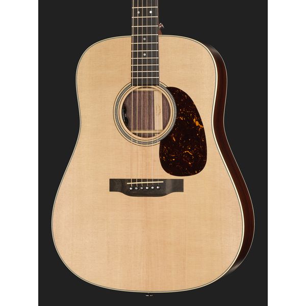 Martin Guitar D-16E-01
