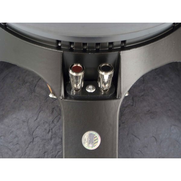 Eighteensound 15W700 4 Ohm